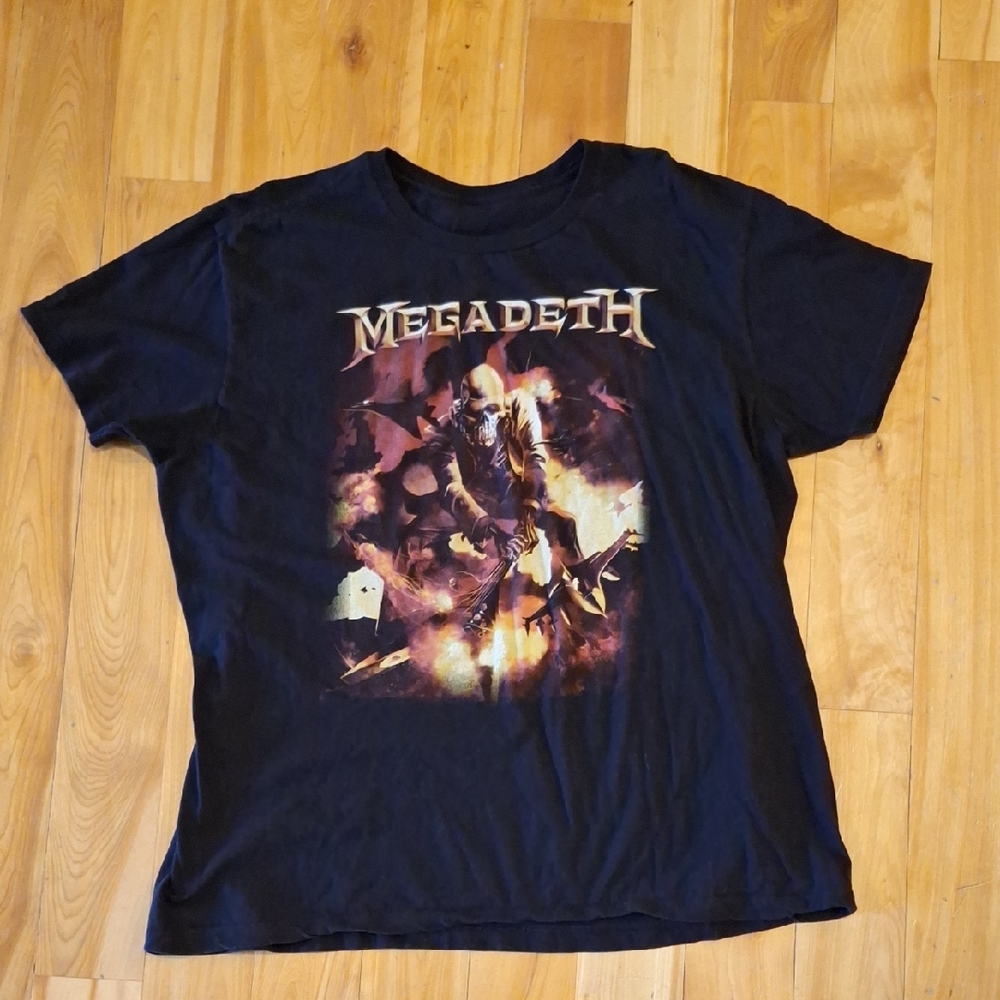 Megadeth smash guitar tee size XXL